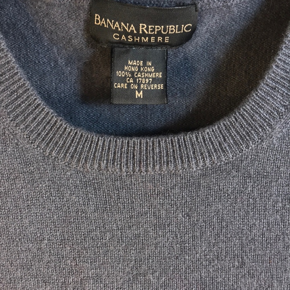 Banana Republic Cashmere vintage Gray Sweater tshirt style top M
